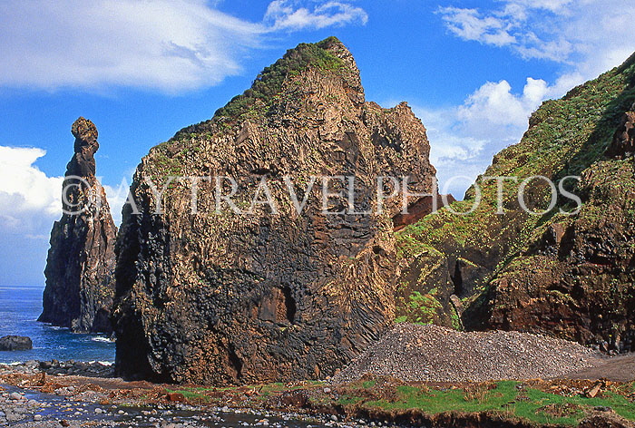 MADEIRA, Eastern Coast, rock formations, MAD241JPL