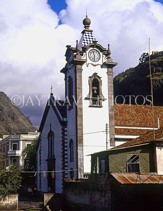 MADEIRA, Ribeira Brava, 16th century Chapel, MAD172JPL