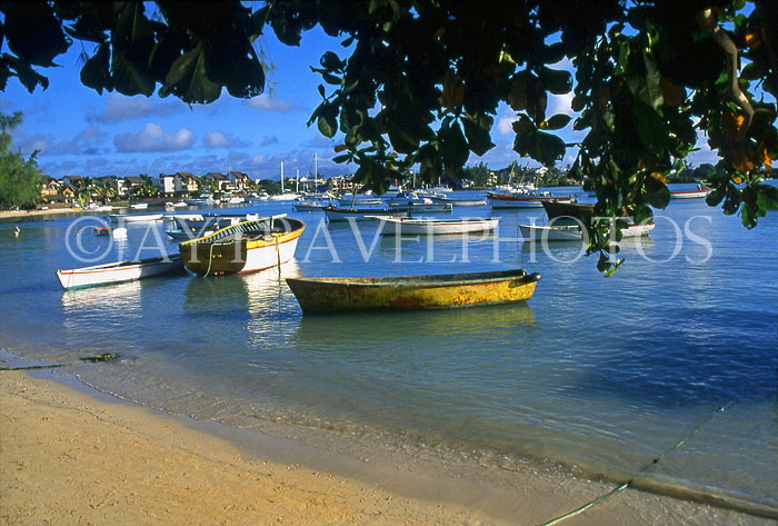 MAURITIUS, North Coast, Grand Bay and fishing boats, MRU180JPL