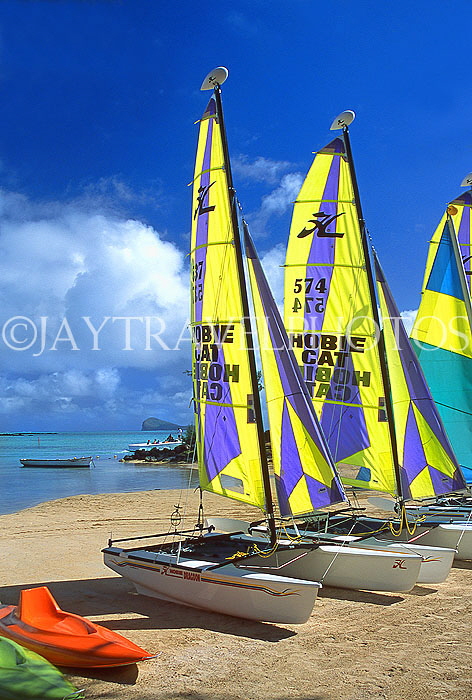MAURITIUS, North East Coast, beach with sailboats, near Legends Hotel, MRU352JPL