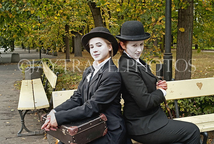 POLAND, Warsaw, Saxon Gardens, Mime artists, during Day of the Deaf celebrations, POL228JPL