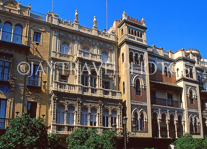 SPAIN, Andalucia, SEVILLE, typical Moorish architecture, SPN799JPL