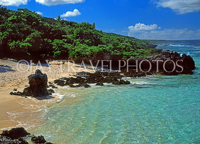 TONGA, Keleti Beach, coast and sea, TON159JPL