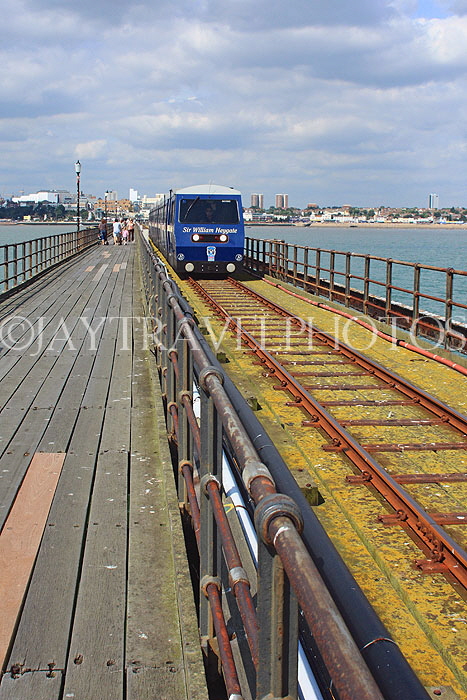 UK, Essex, Southend-On-Sea, Southend Pier, and train, UK6886JPL