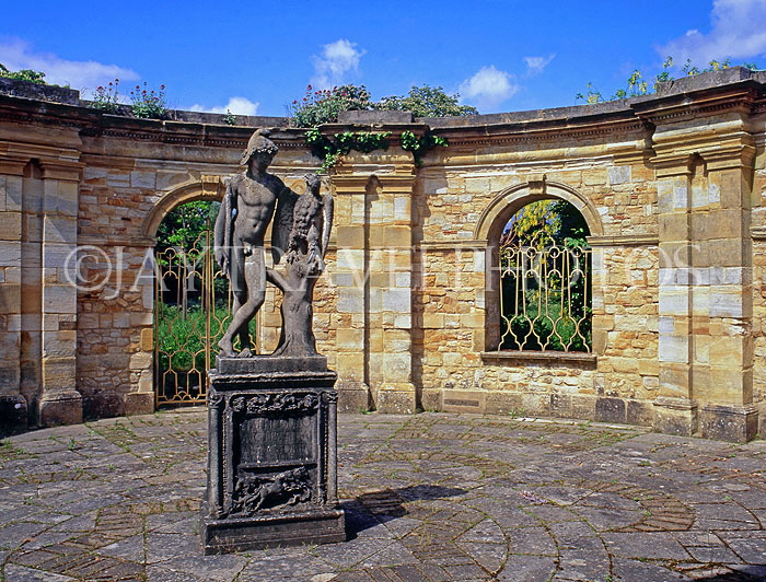 UK, Kent, HEVER CASTLE, Italian Garden sculptures, UK6019JPL