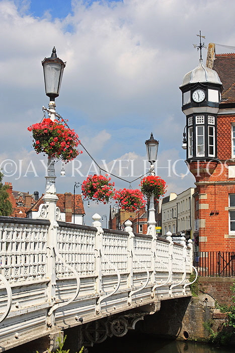 UK, Kent, TONBRIDGE, the Big Bridge over River Medway, UK13287JPL