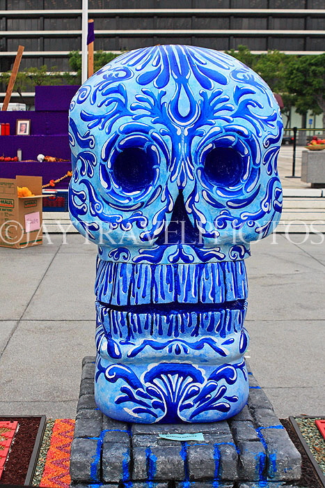 USA, California, Los Angeles, Day of the Dead celebration, Grand Skulls on display, US4903JPL