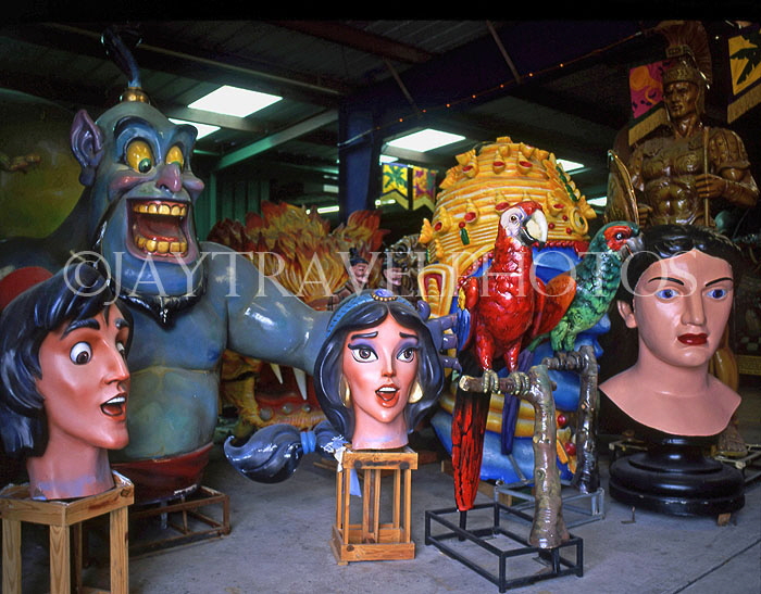 USA, Louisiana, NEW ORLEANS, Mardi Gras World, carnival parade figures, LOU163JPL